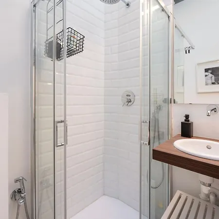 Stunning In Antique Xii Appartement Florence